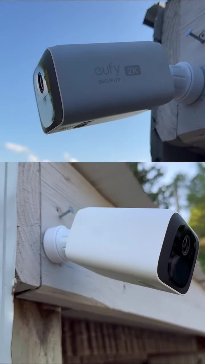 Eufy SoloCam S220 mounted on a wood beam, eufy SECURITY 2K