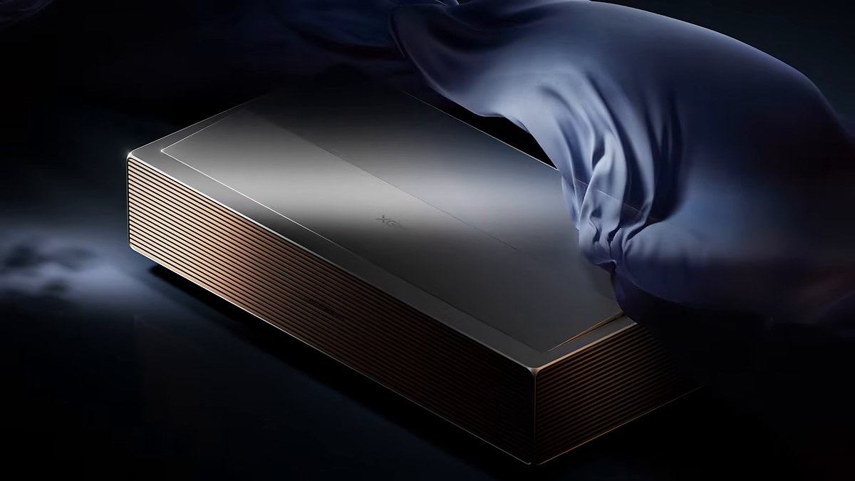 XGIMI AURA 3 unveil silk — announce frame